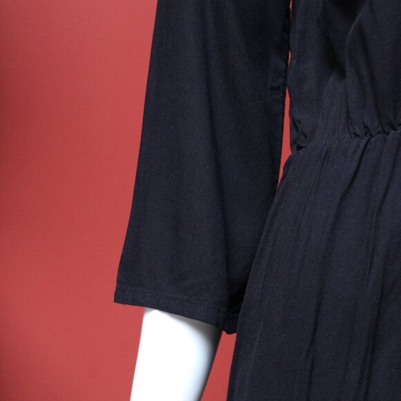 H&M DIVIDED Black Front Laced Dress - Picture 4 of 10